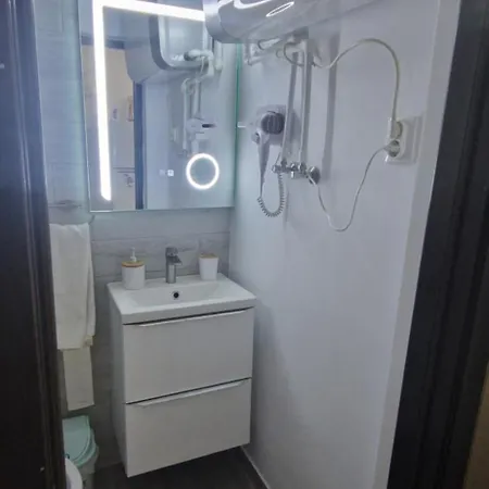 Garsoniera Complex Alfa&beta La Parter Cu Terasa Saturn