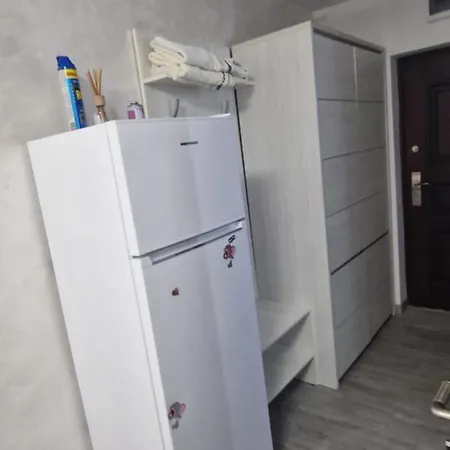 Garsoniera Complex Alfa&beta La Parter Cu Terasa Apartman Saturn