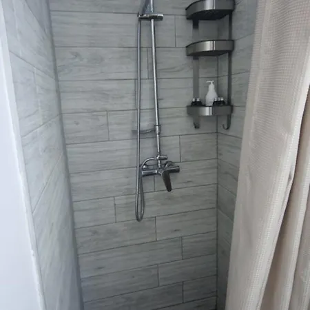 Garsoniera Complex Alfa&beta La Parter Cu Terasa *