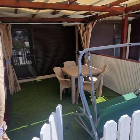 Garsoniera Complex Alfa&beta La Parter Cu Terasa Saturn